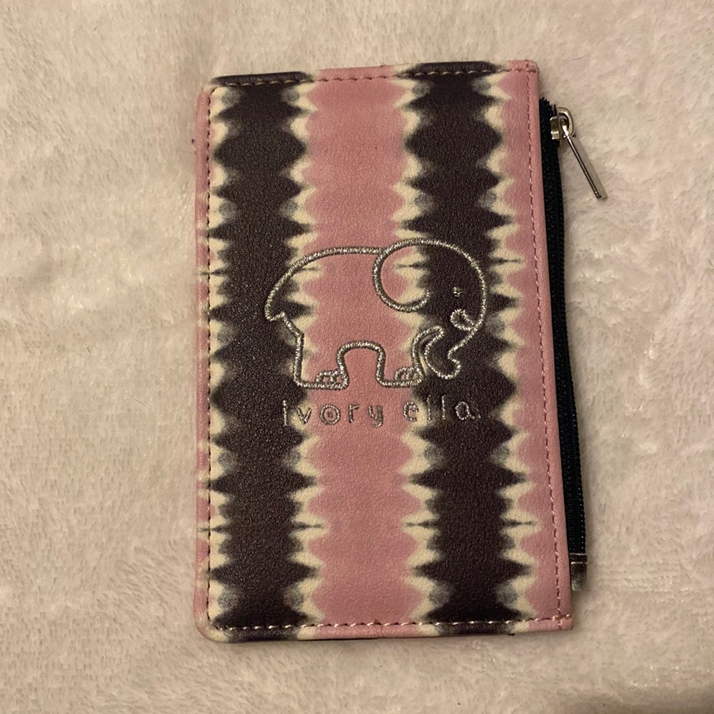 - Ivory Ella change purse/card holder nwot